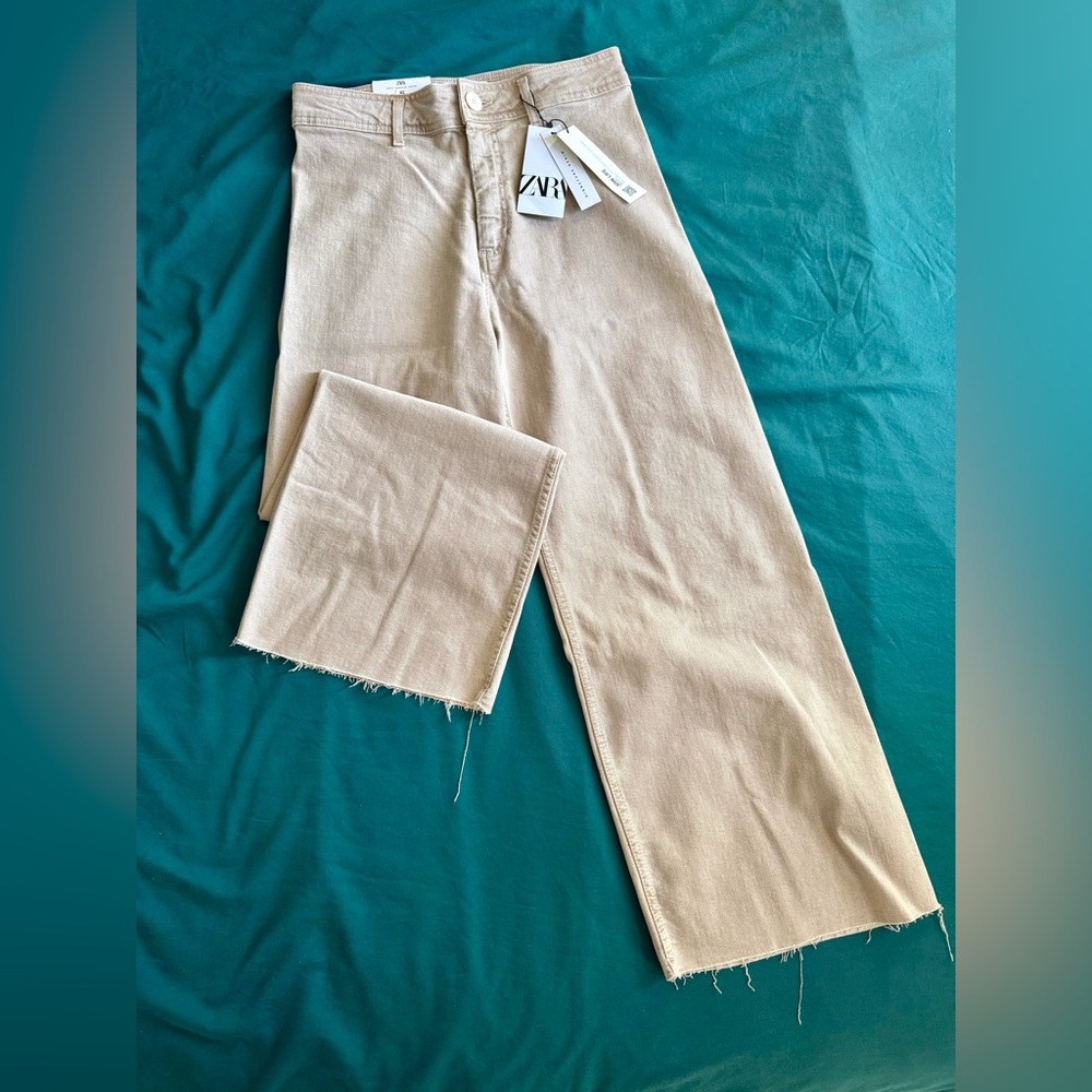 ZARA beige jeans.